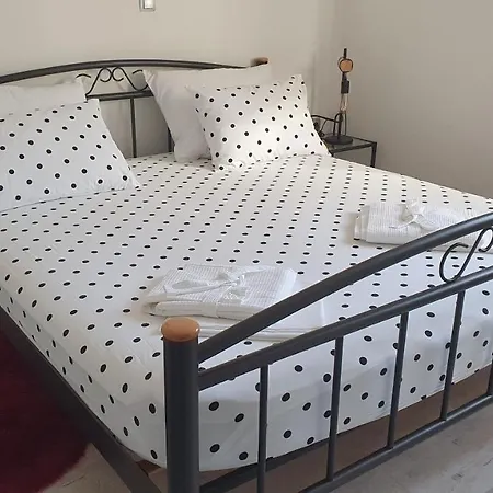 Fides With Private Pool, Garden And Sea View *