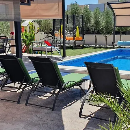 Fides With Private Pool, Garden And Sea View *